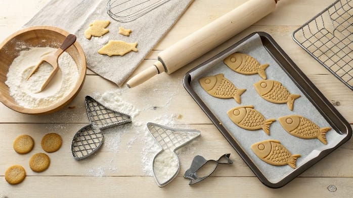 image with Mixing Bowls: To prepare the dough with ease.Rolling Pin: To flatten the dough to the desired thickness.Baking Sheet: A non-stick or parchment-lined sheet ensures even baking.Cooling Rack: Allows cookies to cool evenly after baking.